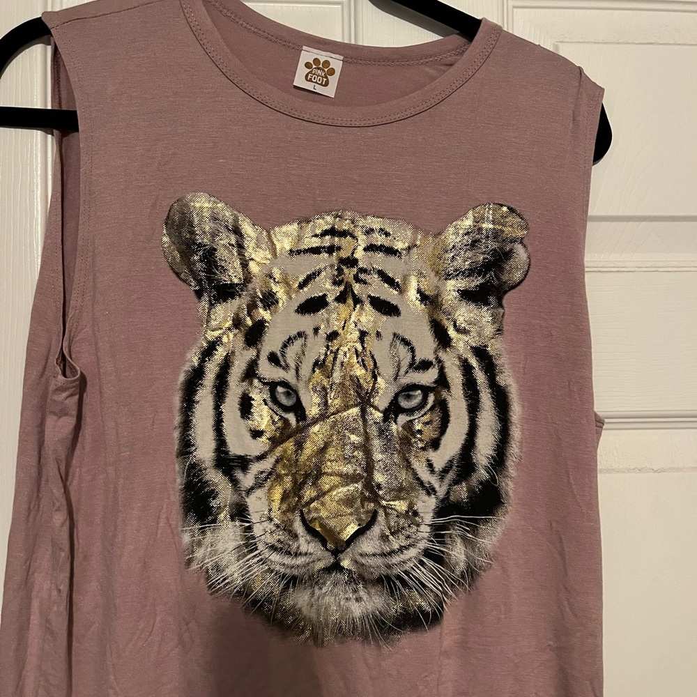 Tiger shirt